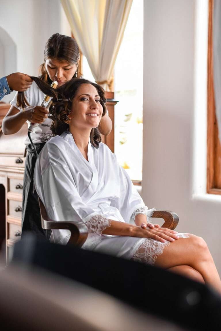 Preparativos de la novia el día de la boda